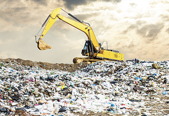 サウジアラビアでは年間約1500万トンものゴミを排出しており、その95%が埋め立て処理され、リサイクルされるのはゴミ全体のわずか5%だ。 (シャッターストック)