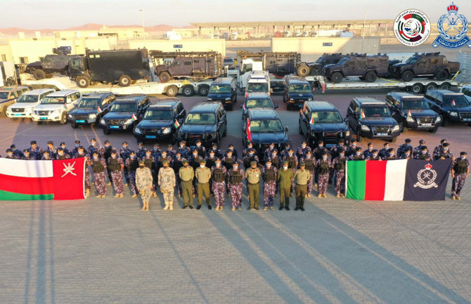 GCCアラブ湾岸安全保障3に参加するためサウジアラビアに出発する前、13日首都マスカットに集結したオマーンの治安部隊。(写真提供:王立オマーン警察)