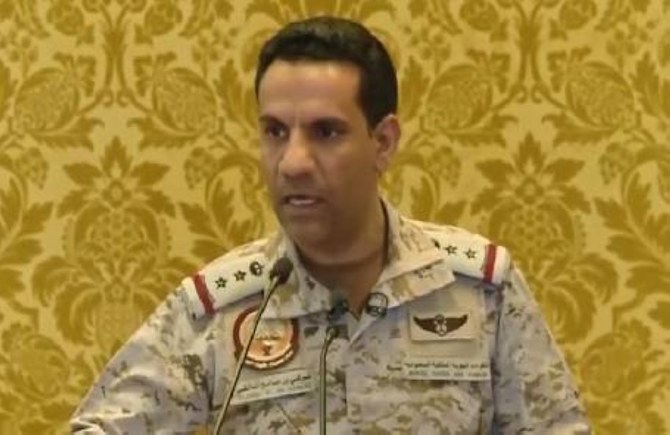 記者会見に臨む連合軍の報道官、トゥルキ・アル・マリキ准将。(資料/Wikipedia)