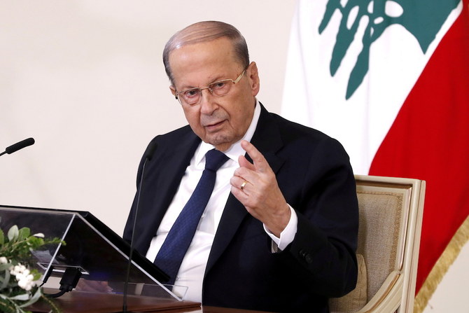 レバノンのミシェル・アウン大統領29日、ダル・アル・ファトワを電撃訪問し、レバノンの大ムフティー、シェイク・アブデル・ラティフ・デリアン師と会談した。（ロイター/資料写真）