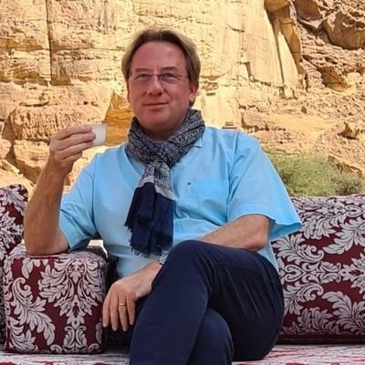 フランス駐サウジアラビア大使のルドヴィク・プイユ氏。(Twitter)