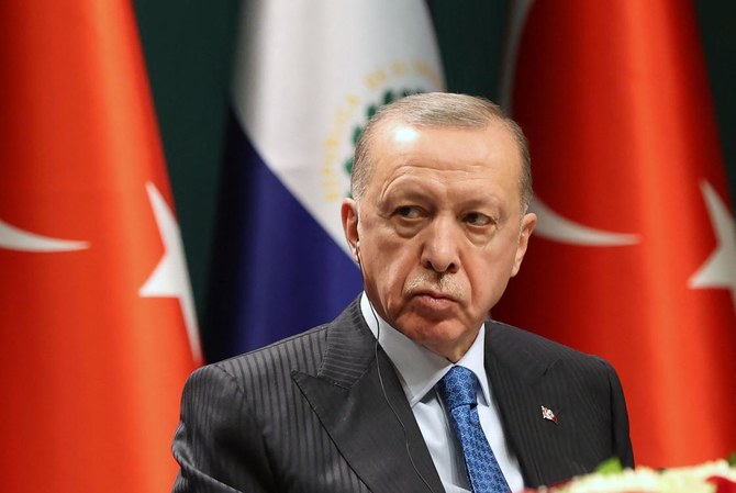 トルコのレジェップ・タイイップ・エルドアン大統領は5日、新型コロナで陽性となったと発表した。症状は軽いという。（AFP）