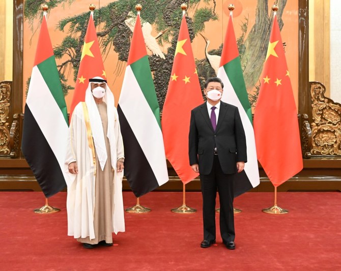 アブダビ首長国のシェイク・ムハンマド・ビン・ザーイド皇太子殿下は、中国の習近平国家主席と会談した。（WAM）