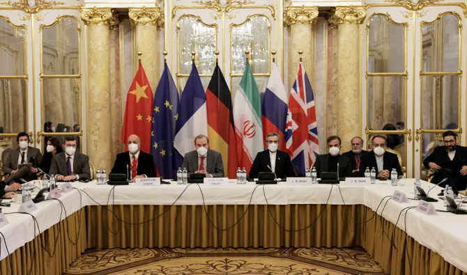 イランの安全保障問題のトップ、アリー・シャムハーニ氏はウィーンでの交渉には重要な進展がみられ、合意に達することが可能だと発言した。(Reuters/File)