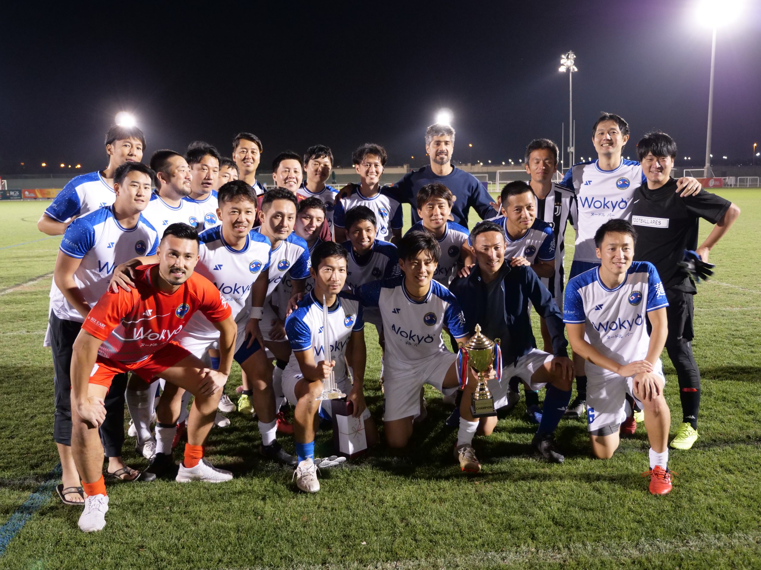 ドバイ日本人会サッカー部がドバイでエキサイティングなトーナメントを開催 Arab News