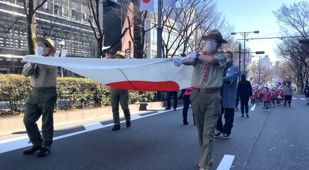 金曜日、1966年に制定された建国記念の日を祝し、多くの日本人が東京都心の歴史的な明治神宮を参拝した。(ANJP Photo)