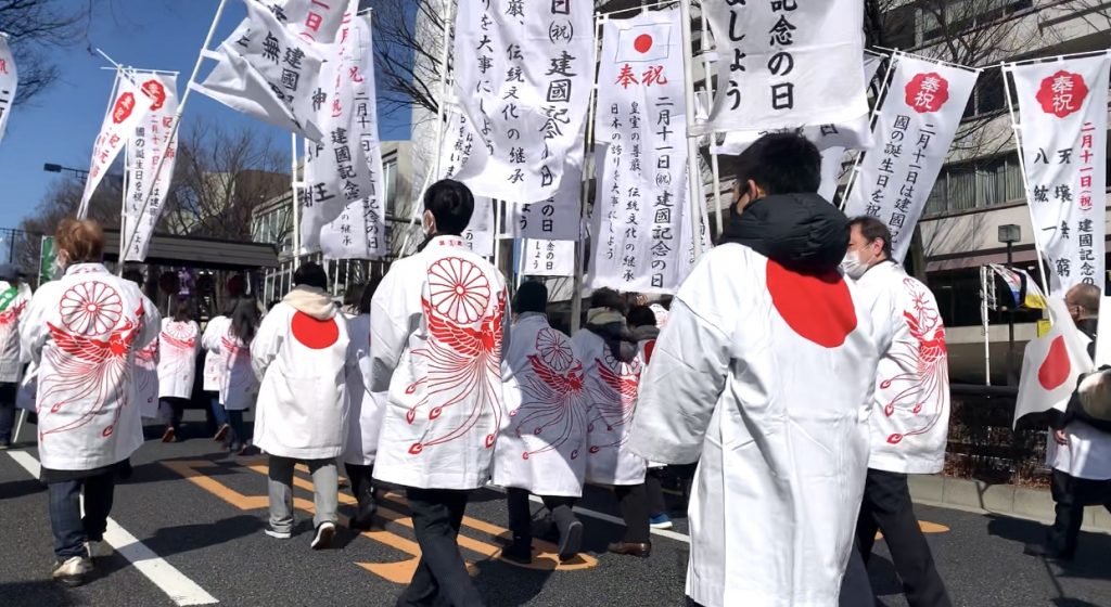 金曜日、1966年に制定された建国記念の日を祝し、多くの日本人が東京都心の歴史的な明治神宮を参拝した。(ANJP Photo)