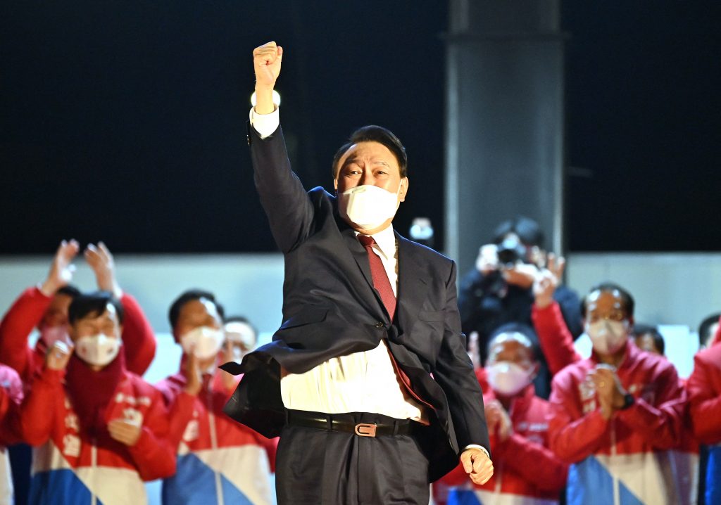 木曜日の韓国大統領選挙で勝利した尹錫悦氏。（AFP）
