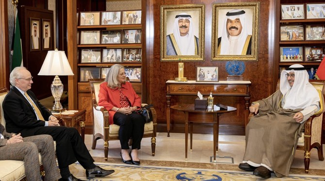 ティム・レンダーキング米国イエメン担当特使、クウェート外相のシェイク・アフマド・ナーセル・アル・ムハンマド・アル・サバーハ氏と会談。（KUNA）
