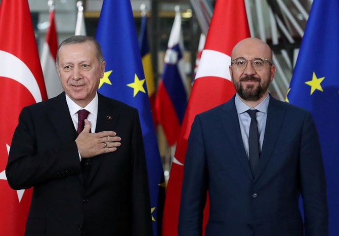 トルコのレジェップ・タイイップ・エルドアン大統領とEU理事会のシャルル・ミシェル議長、2020年3月9日、ベルギー・ブリュッセルで(ロイター)