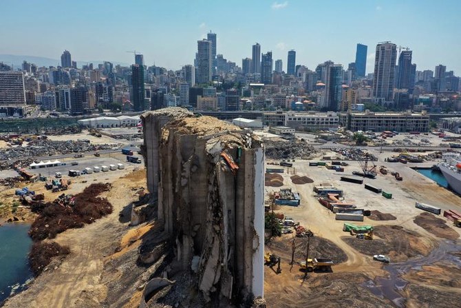 ベイルート港の爆発によりレバノンの首都の近隣一体が荒廃した。当局は爆発の原因を硝酸アンモニウム肥料の輸送に関連するものと断定している。（ロイター/資料写真）
