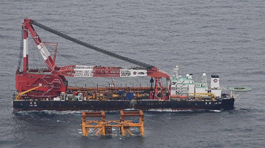 東シナ海で新たな構造物確認＝政府、中国に抗議 (AFP)