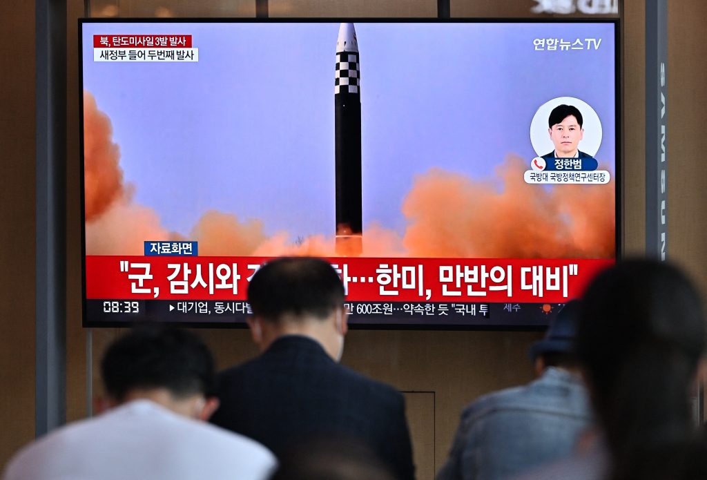北朝鮮のミサイル発射を非難＝日米韓外相が共同声明 (AFP)