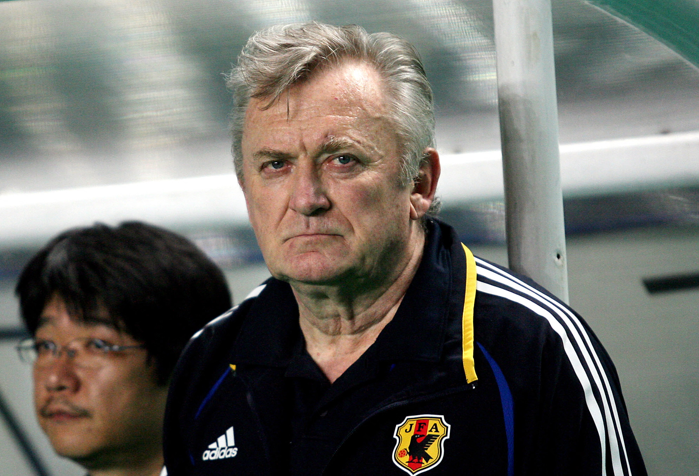 000_Hkg679383.jpg
