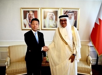 東京: 外務省によると、本田太郎外務政務官は、オマーンおよびバーレーンと日本間の友好関係を再確認した。 (MOFA)