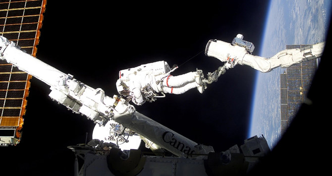 キャンプの目標は、宇宙科学技術に対する生徒の理解を深め、熱意を高めることだ。(提供)