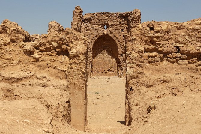 最古の東方キリスト教会のひとつと言われている教会がある、イラクのアル・アキザー遺跡。（AFP）