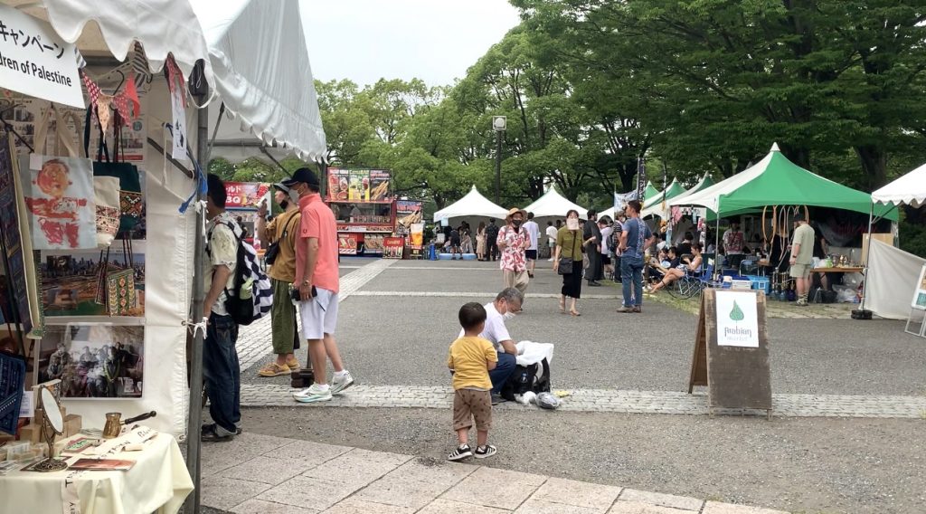 東京の代々木公園イベント広場で週末、「アラビアン・フェス」が開催され、多くの日本人がアラビア文化の魅力を堪能した。