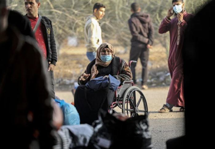 今回の動きは、イスラエルの主張では「占領下にあるヨルダン川西岸地区とガザ地区の双方で、パレスチナ人の生活条件を改善するために実施している」とされる、一連の意思表示の一環である。(ファイル/AFP)