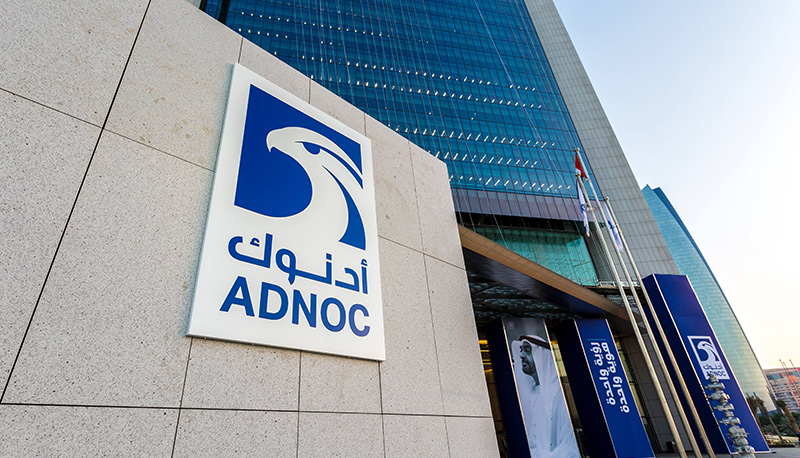 この融資は、ADNOCが所有する海底生産施設2ヶ所と本土の送電網を結ぶ高圧直流海底送電システムを建設・操業するためのものだ。（ADNOC）