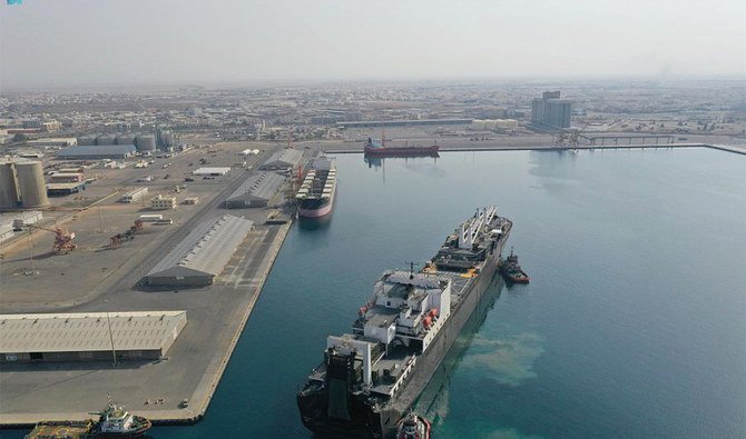 ヤンブー工業都市は、紅海最大の港と世界第4位の原油精製所がある、サウジアラビア最大級の工業都市だ。（SPA）