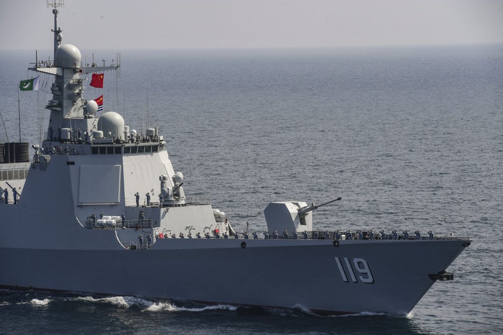 中国海上保安庁の船が日本海域に侵入。(AFP)