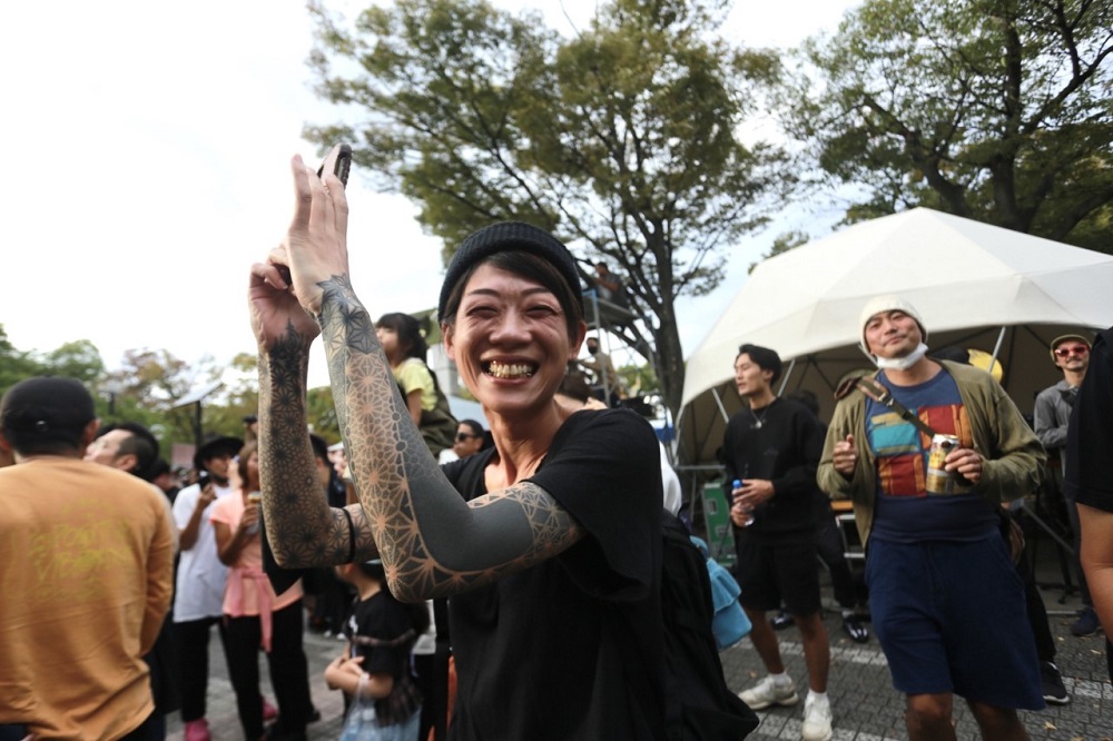 「Spring Love 春風復活祭」が3年ぶりに代々木で開催。マスクは不要と判断した人もみられた。(ANJ/ピエール・ブティエ)