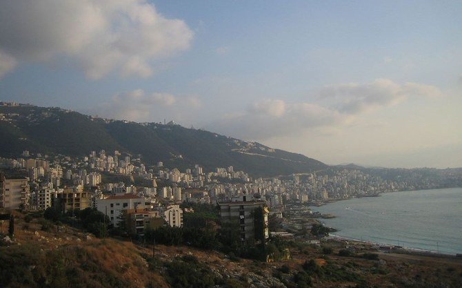 レバノンのケセルワン・ジュベイル地区にあるジュニーエ湾。（ウィキメディア・コモンズ）