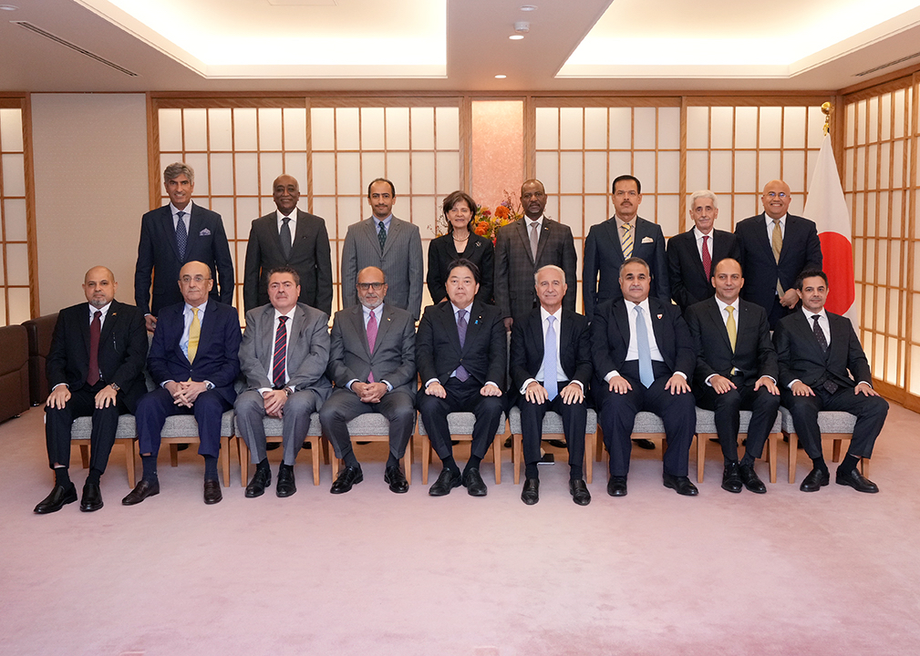 アラブ外交団からは16名の大使が出席し、会談は30分に渡って行われた。参加した国は以下の通り。(MOFA)