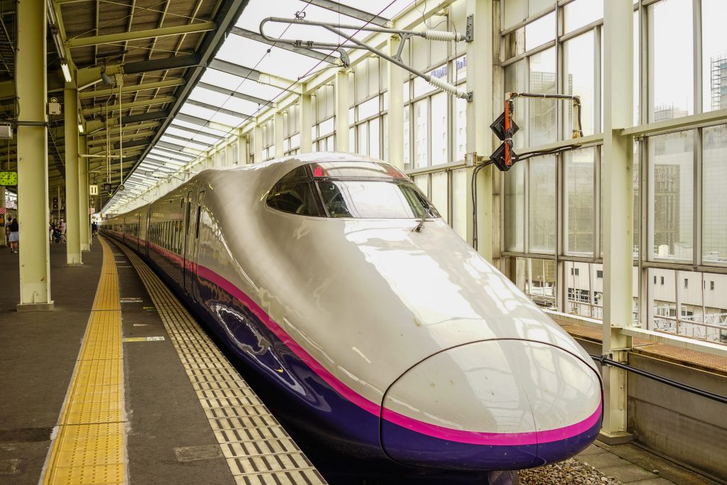 日本の鉄道インフラの150年. (Shutterstock) 