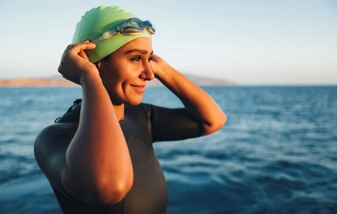 サウジアラビア人歯科医で遠泳選手のマリアム・サレハ・ビンラディンさん(提供)