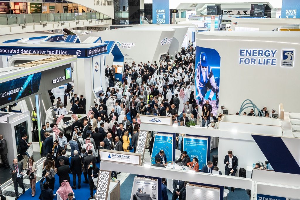 今回、アブダビで開催された世界で最も総合的なエネルギー会議・展示会には、160ヵ国以上から160,549人のエネルギー専門家が参加し、過去最高の来場者数を記録した。