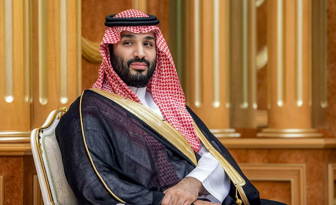 サウジの皇太子がインターネット上でファッションの嵐を巻き起こしたのは今回が初めてではない。(AFP)