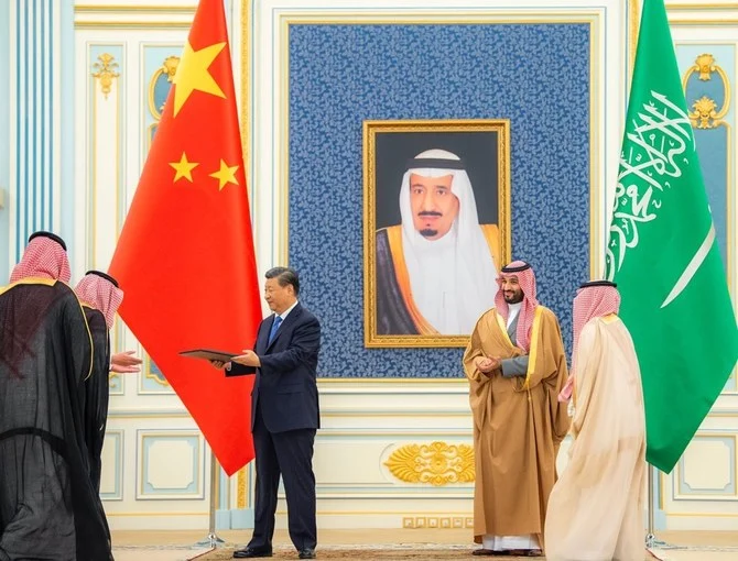 数の力 サウジアラビアと中国 習近平氏の訪問中に300億ドル相当の協定35件を締結 Arab News
