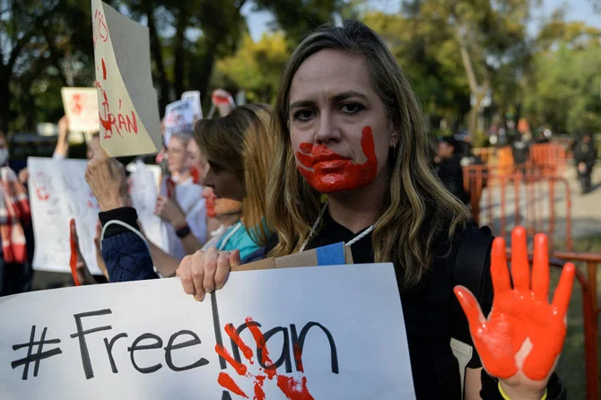 イラン全土で数百人のデモ参加者が政府治安部隊によって殺害され、さらに数千人が逮捕された。(資料写真、AFP)