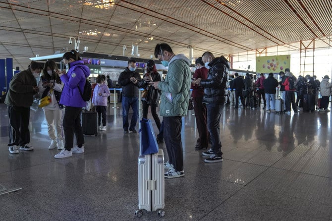 中国は今月初め、厳しいパンデミック規制の多くを緩和し、ウイルスを急速に拡散させてしまった。(AP)