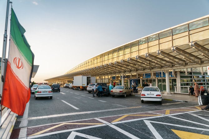 イマーム・ホメイニ空港はテヘランの主要国際空港であり、首都の南西30キロ（20マイル）に位置する。(シャッターストック画像)