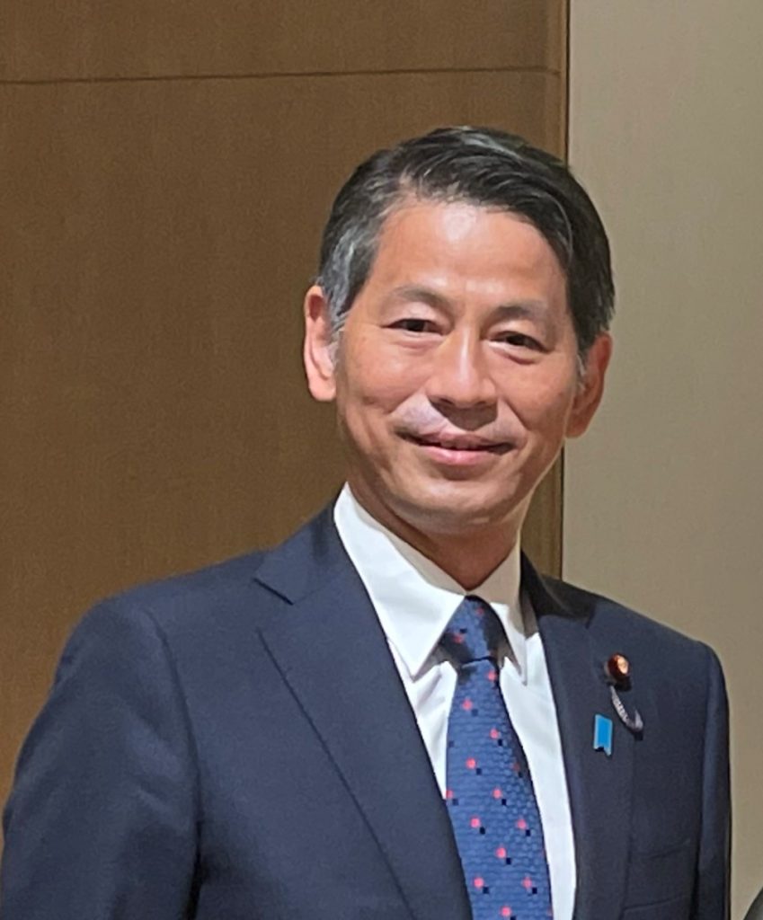 日本の外務副大臣、山田賢治。 (ANJ写真)