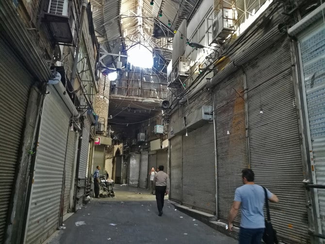 イランの人権活動家によると、政府の取り締まりが続く中、全国的なデモで少なくとも506人が死亡している。 （ファイル/AFP）
