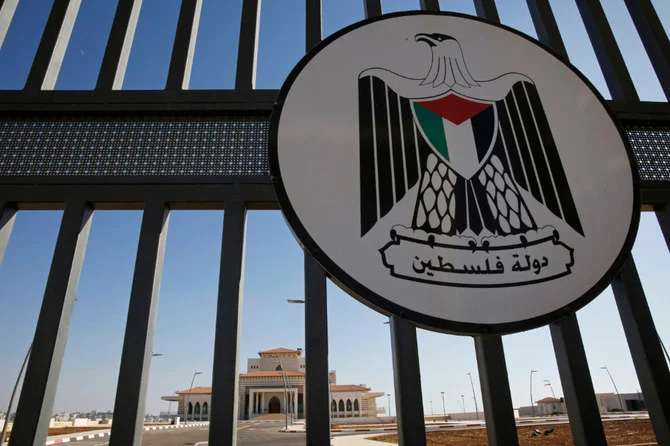 ヨルダン川西岸地区のラマッラー市郊外、パレスチナ自治政府の新庁舎、8月28日撮影。(AP通信)