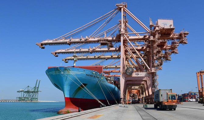 この最新の航路によって、ジュバイル商業港は競争力のあるハブ港として位置づけられ、多くの付加価値をもたらす機会を輸出入業者に提供することになる。（提供写真）
