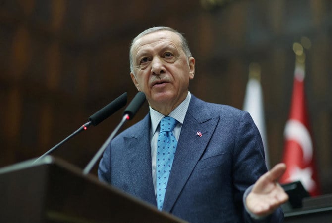 トルコのアンカラで、トルコのタイップ・エルドアン大統領が、議会での会合で、同氏の公正発展党（AKP）の議員に演説を行っている。（資料写真/ロイター）