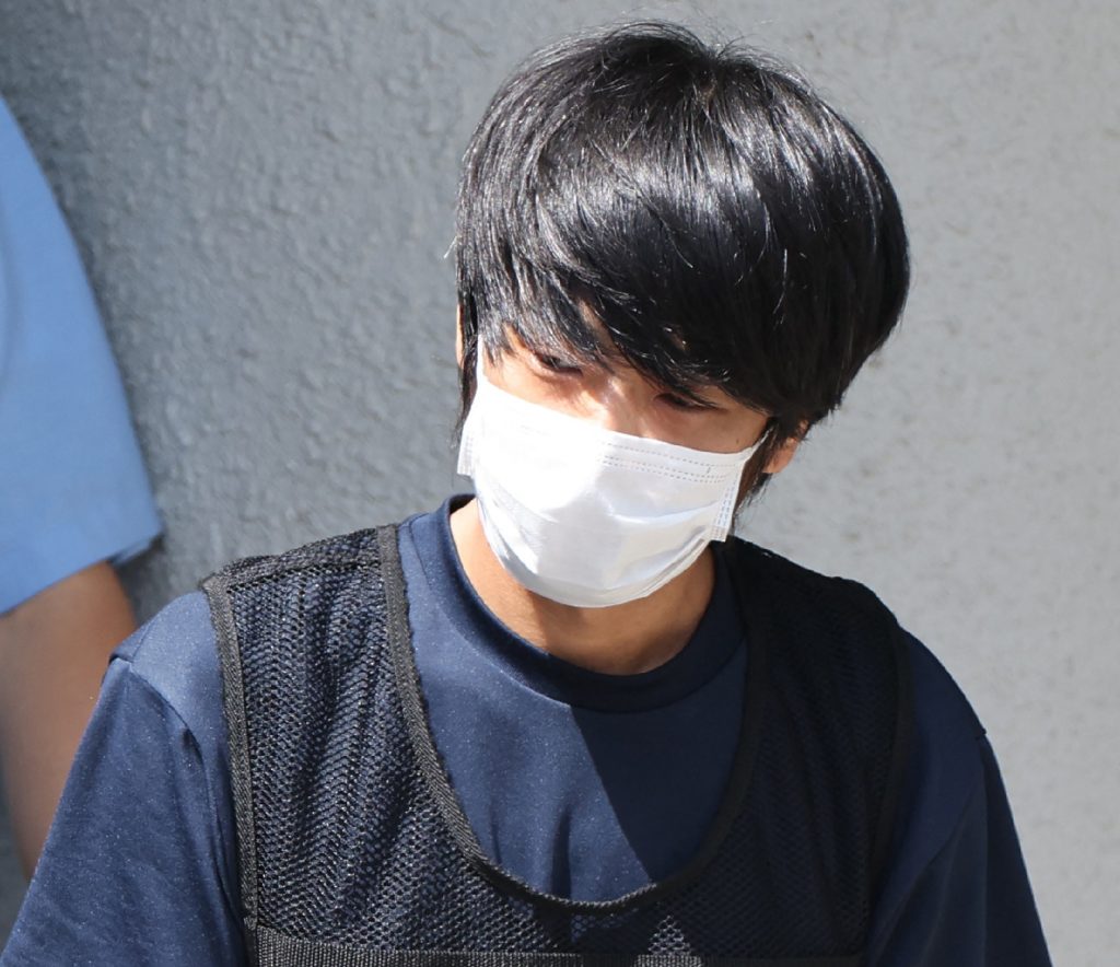 山上容疑者は7月8日、手製の銃で安倍元首相を撃ったとして現行犯逮捕された。(AFP)