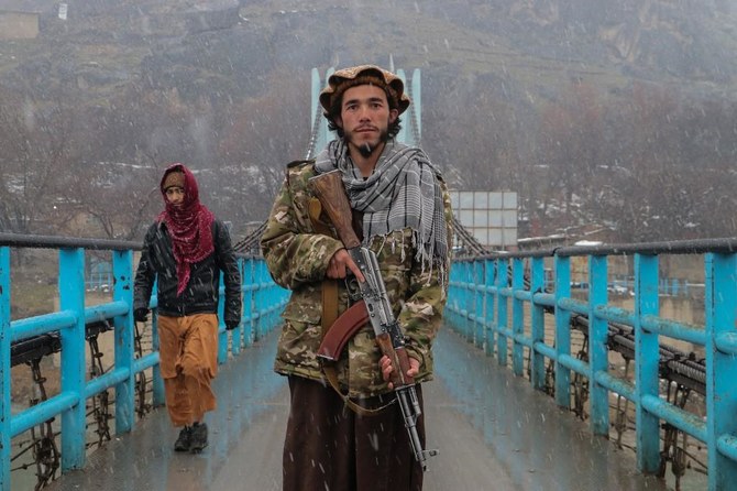 アフガニスタンにおける暴力は、2021年8月にタリバンが政権を掌握した後、劇的に減少した。（AFP通信）
