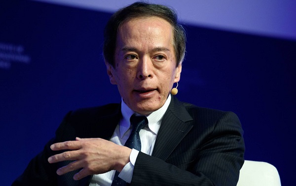 政府は、14日、経済学者の植田氏を日銀新総裁候補として提示していた。	