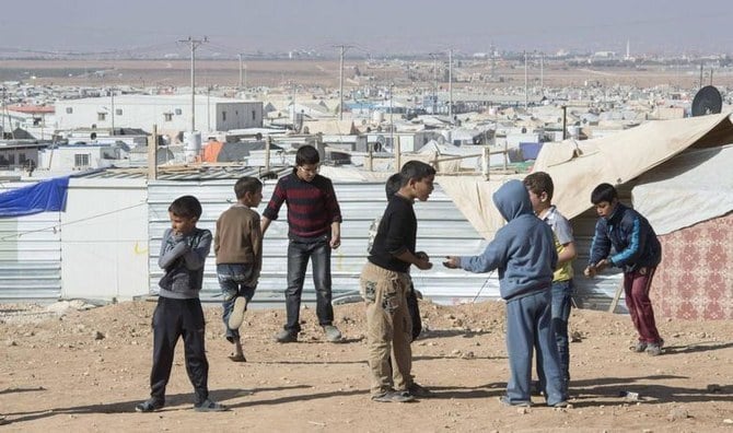 ヨルダンと国際労働機関は、シリア難民を対象とした労働集約型インフラによる雇用の第 6 段を紹介するワークショップをアンマンで開催した。 (ロイター/ファイル)