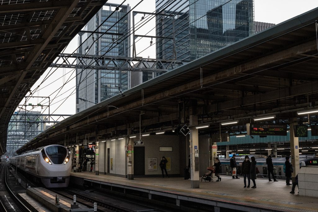 水素を供給する総合ステーションを、ひめじ別所駅に隣接する姫路貨物駅に設置する (AFP)