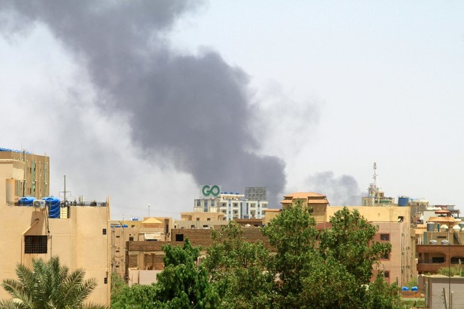 スーダンの軍と準軍事組織は双方とも、イード・アル・フィトル期間中の停戦違反に関して責任は相手側にあるとしている。（AFP/ファイル）
