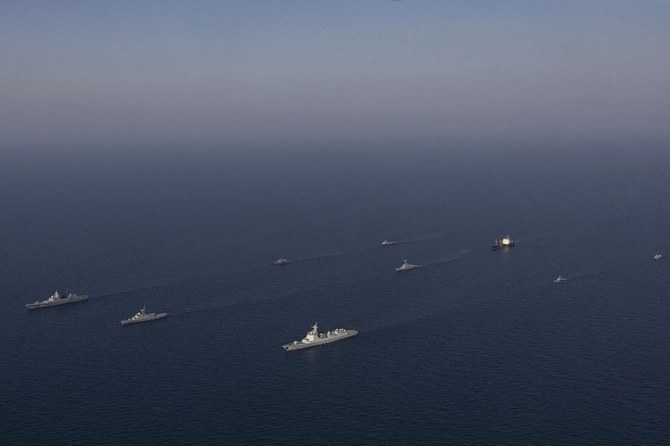 イランが、国際水域を通過中のマーシャル諸島船籍の石油タンカーをオマーン湾で拿捕したと米海軍が発表した。(ファイル/AFP)