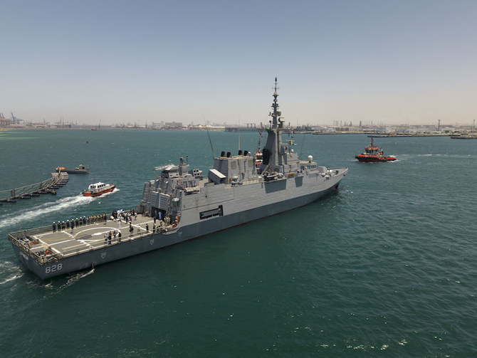 ポートスーダンからジェッダのキングファイサル海軍基地に向かうサウジアラビアのHMSアルジュベイル号のドローンが撮影した写真。（AN写真／ナワフ=アルムタイリ）